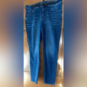 Maurice’s Everflex High Rise Skinny Jeans 18W Short